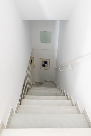 Image No.17-3 Bed House for sale