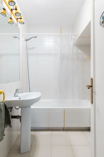 Image No.18-3 Bed House for sale