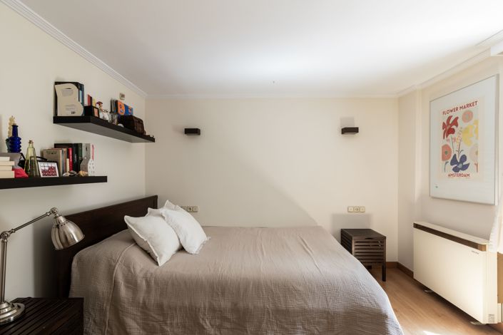 Image No.20-3 Bed House for sale