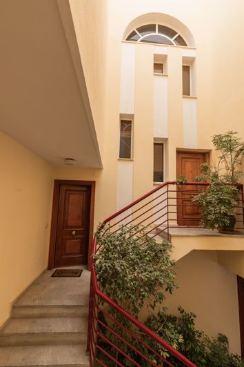 Image No.27-3 Bed House for sale