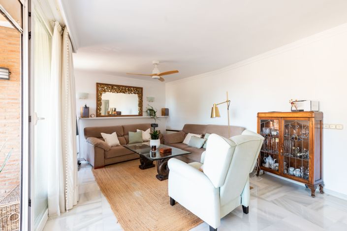 Image No.6-3 Bed House for sale