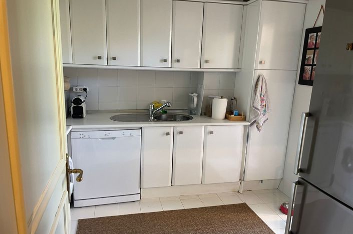 Image No.8-2 Bed Apartment for sale