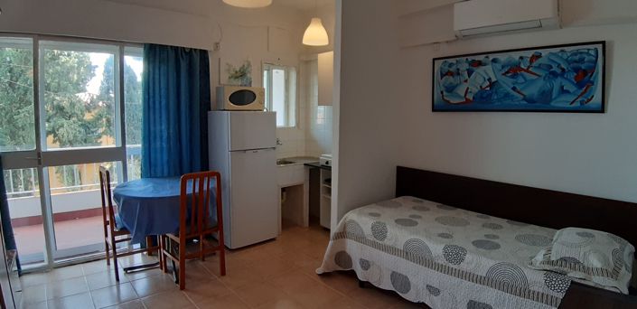 Image No.25-24 Bed Property for sale