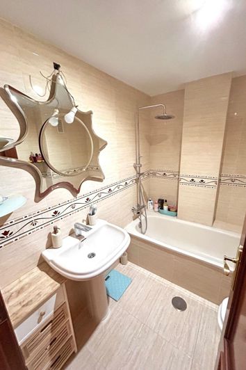 Image No.12-2 Bed Apartment for sale