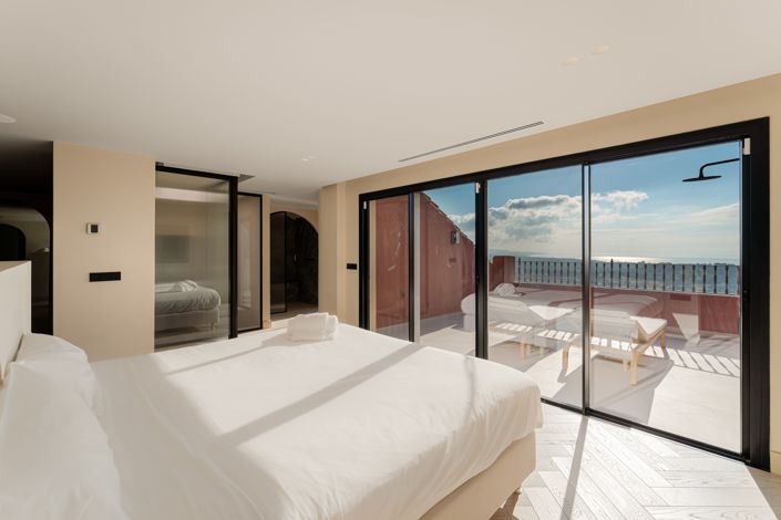 Image No.12-4 Bed Penthouse for sale