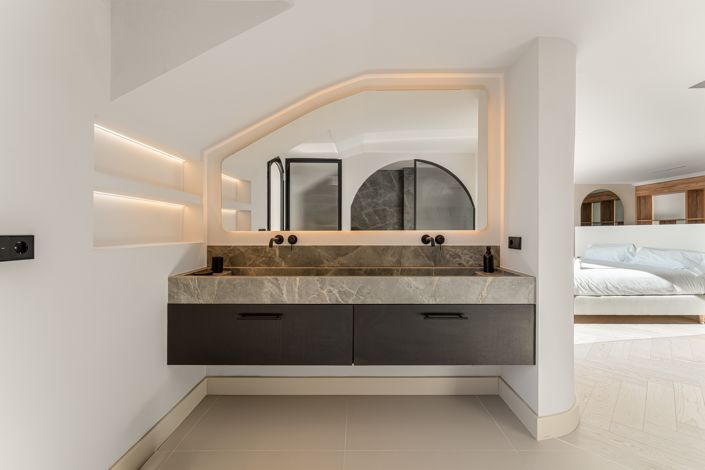 Image No.19-4 Bed Penthouse for sale