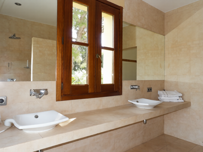 Image No.13-6 Bed Villa for sale