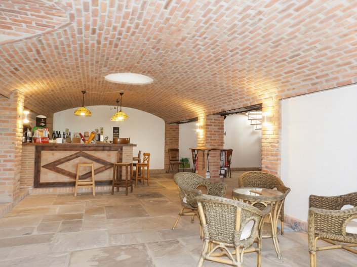 Image No.17-6 Bed Villa for sale