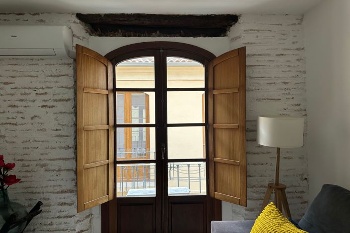 Image No.26-5 Bed Apartment for sale