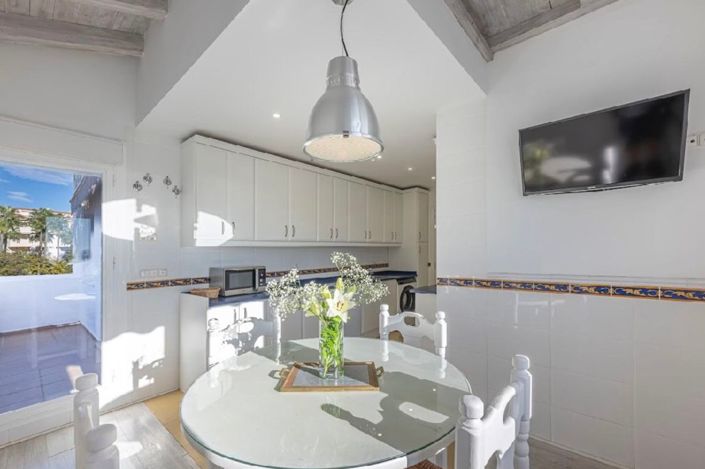 Image No.17-4 Bed Apartment for sale