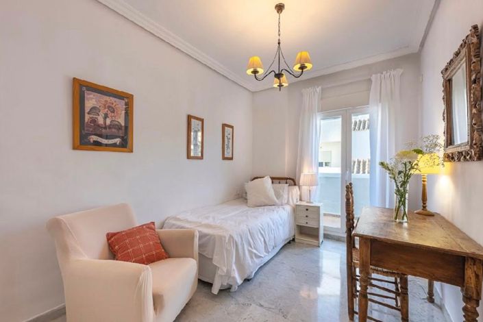 Image No.21-4 Bed Apartment for sale