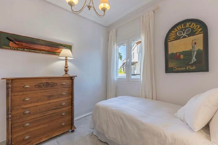 Image No.26-4 Bed Apartment for sale