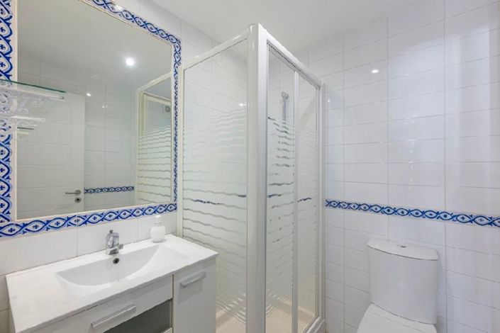 Image No.27-4 Bed Apartment for sale