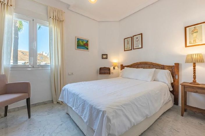 Image No.29-4 Bed Apartment for sale