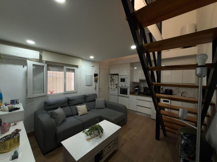 Image No.2-2 Bed Townhouse for sale