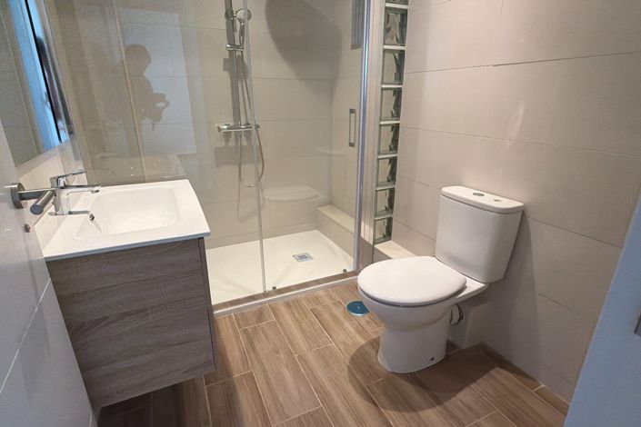 Image No.15-3 Bed Apartment for sale