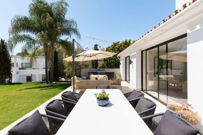Image No.6-6 Bed Villa for sale