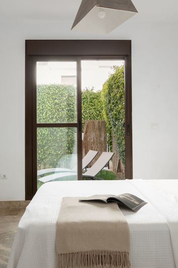 Image No.10-3 Bed Apartment for sale