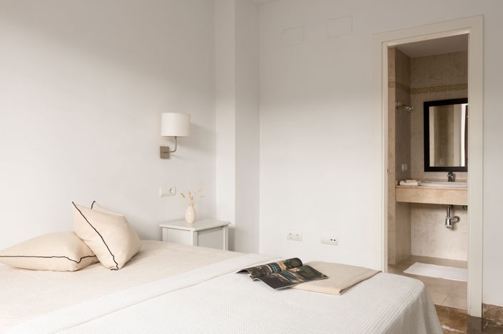 Image No.8-3 Bed Apartment for sale