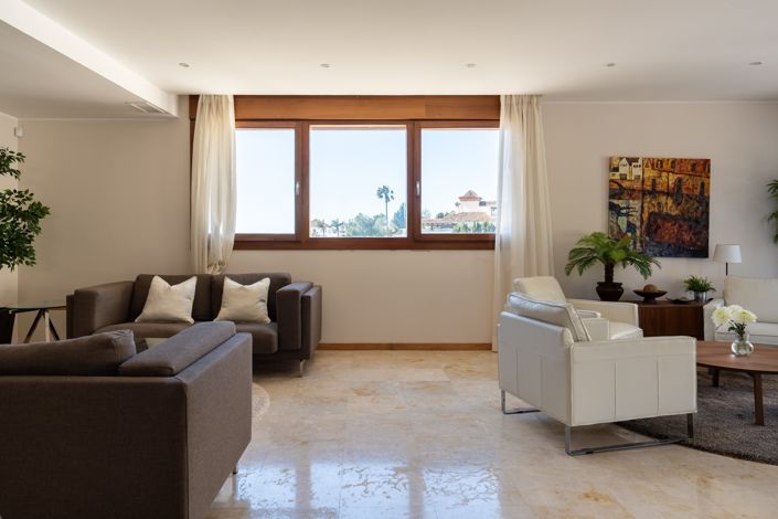 Image No.4-3 Bed Penthouse for sale