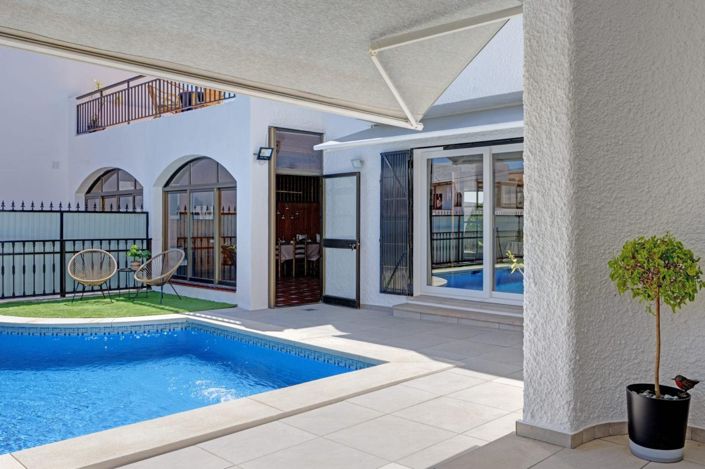 Image No.22-3 Bed House for sale