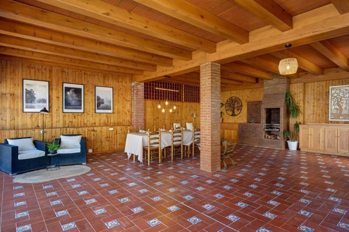 Image No.24-3 Bed House for sale