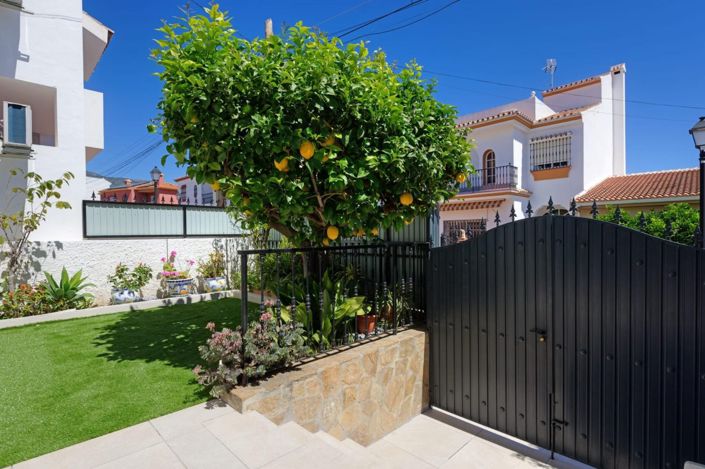 Image No.26-3 Bed House for sale