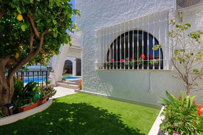 Image No.4-3 Bed House for sale