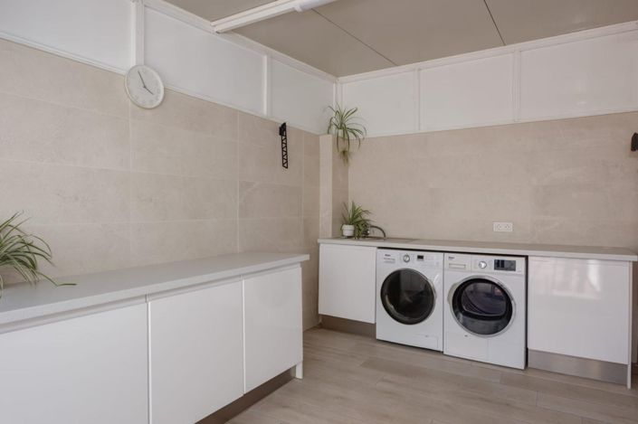 Image No.9-3 Bed House for sale