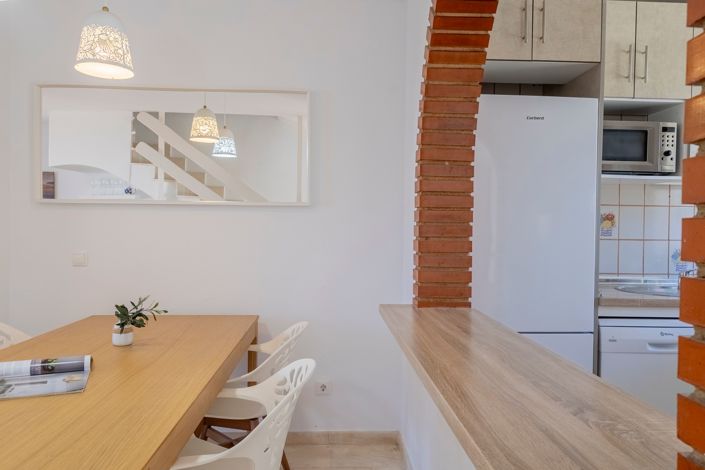 Image No.21-2 Bed Apartment for sale