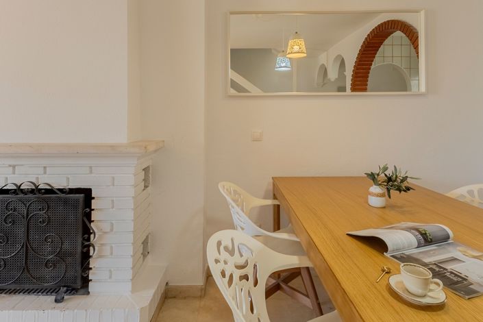 Image No.22-2 Bed Apartment for sale