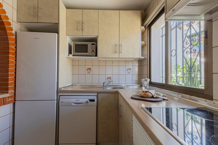 Image No.29-2 Bed Apartment for sale