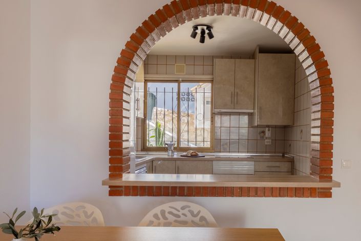 Image No.30-2 Bed Apartment for sale