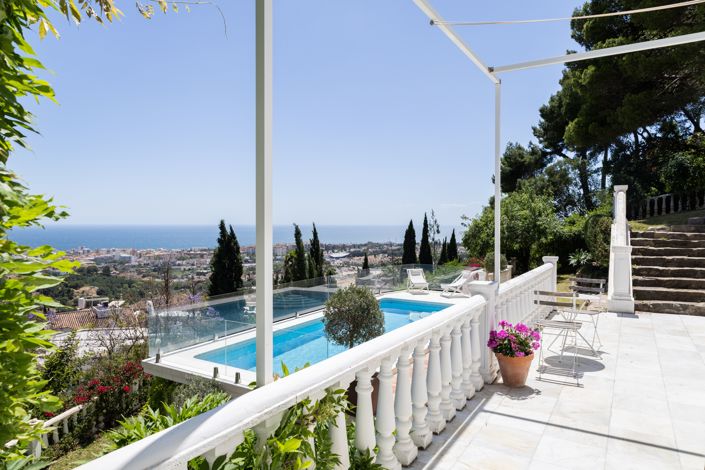 Image No.3-5 Bed House for sale