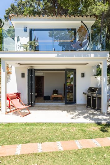 Image No.7-5 Bed House for sale