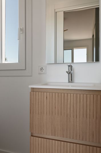 Image No.20-3 Bed House for sale