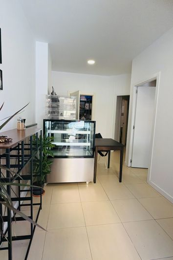 Image No.7-1 Bed Commercial for sale
