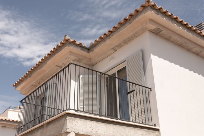 Image No.20-2 Bed House for sale
