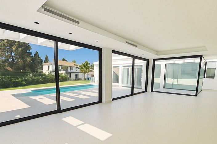 Image No.6-Villa de 6 chambres à vendre à Mijas Costa