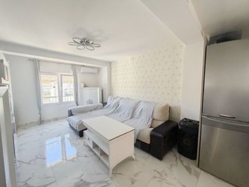 1 - Jaen, Flat