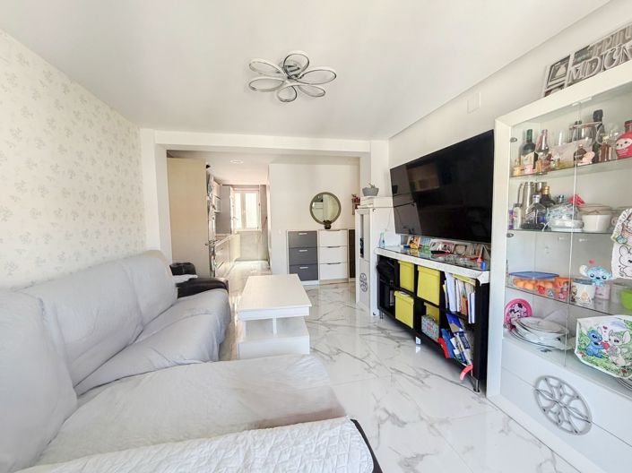 Image No.2-3 Bed Flat for sale