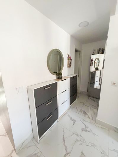 Image No.3-3 Bed Flat for sale