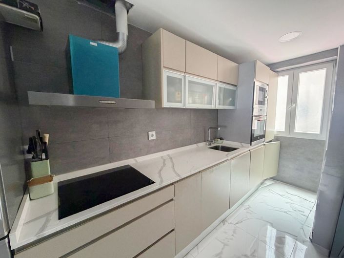 Image No.4-3 Bed Flat for sale