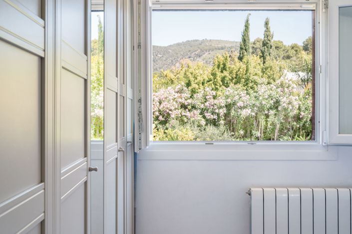 Image No.10-3 Bed Townhouse for sale