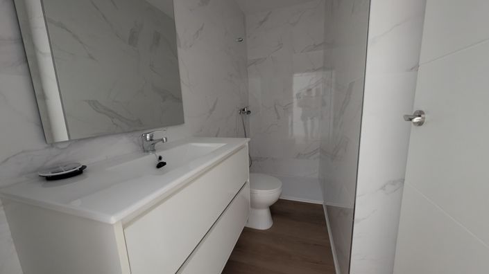 Image No.7-2 Bed Apartment for sale