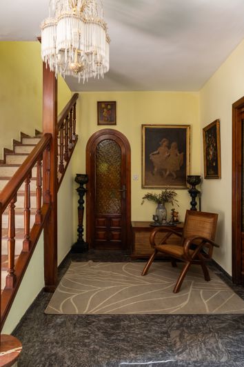 Image No.16-6 Bed House for sale