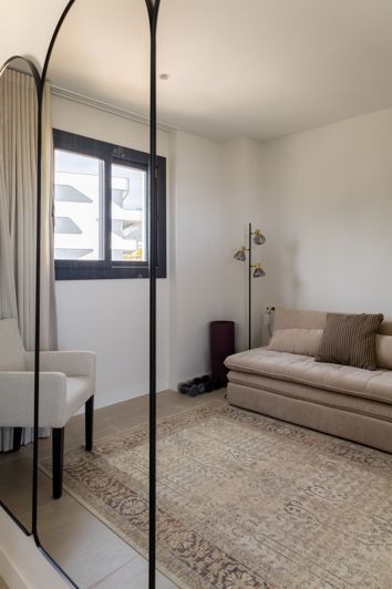 Image No.20-2 Bed Apartment for sale