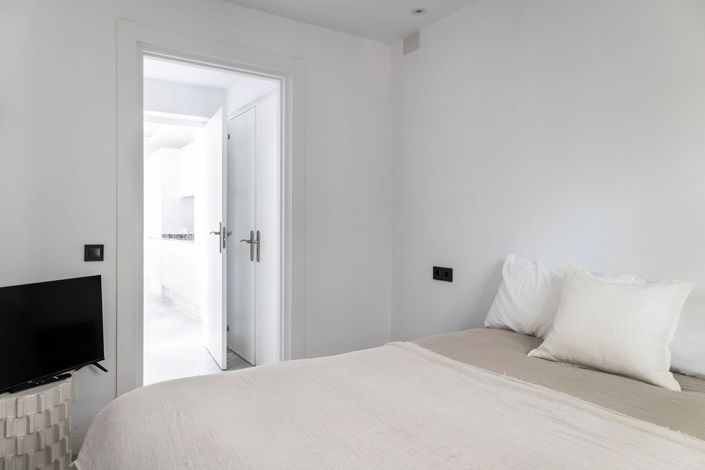 Image No.14-2 Bed Apartment for sale