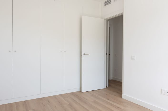 Image No.16-2 Bed Apartment for sale