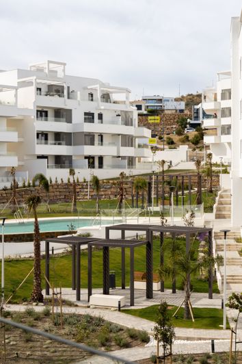 Image No.23-2 Bed Apartment for sale